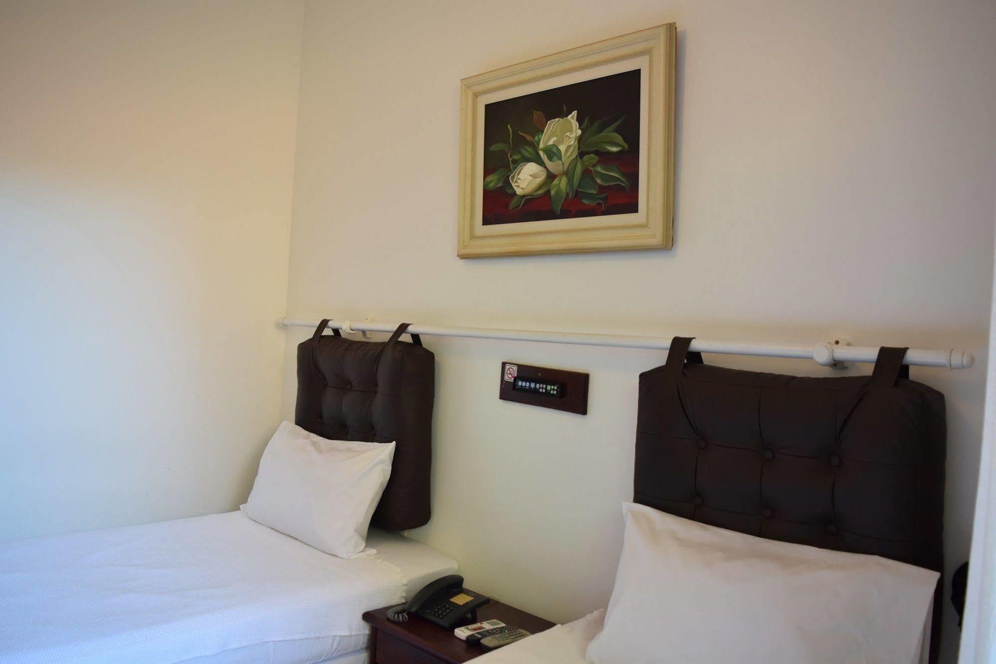 Hotel Pousada Encanto De Itapoan Salvador Kültér fotó