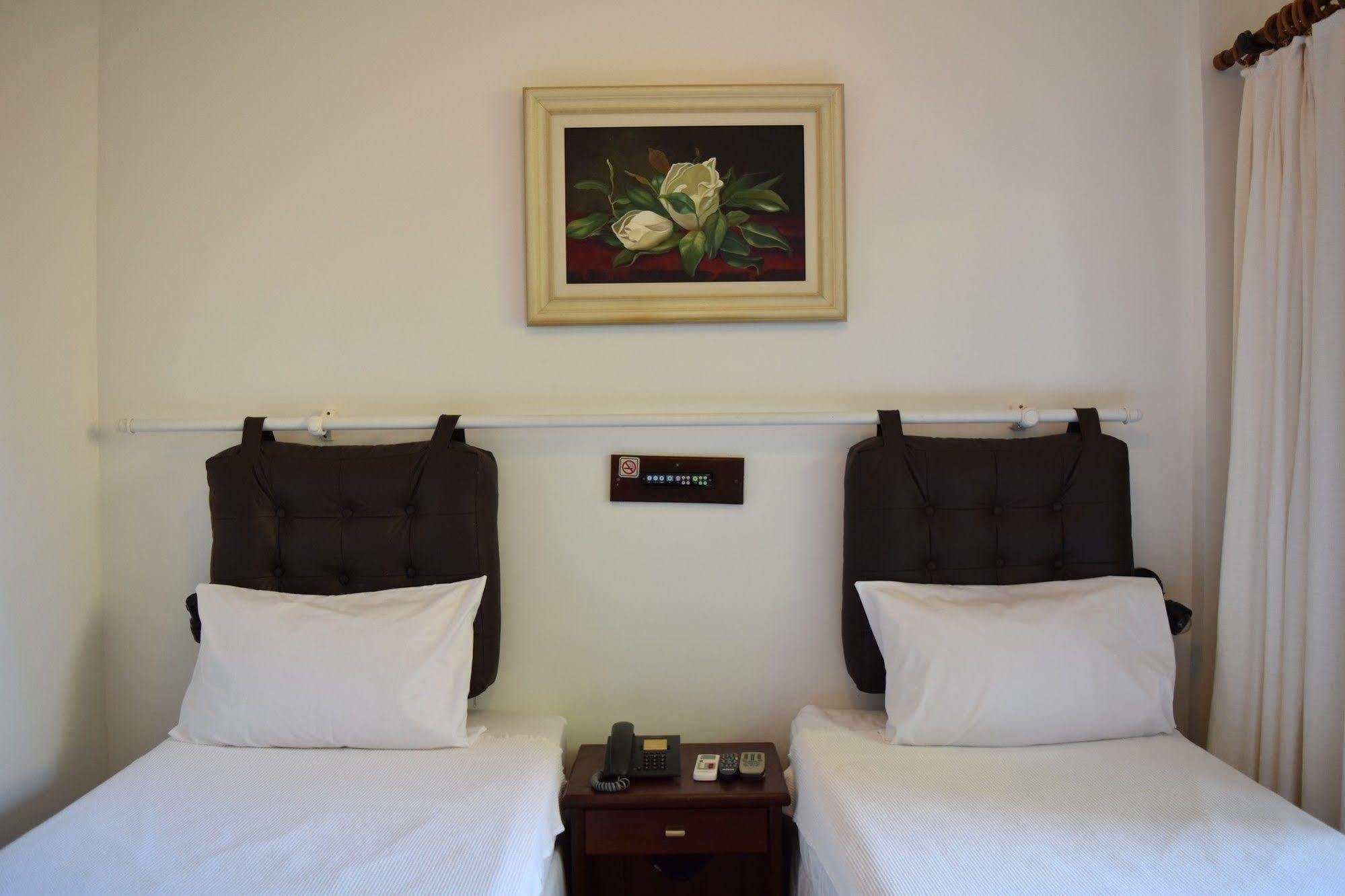 Hotel Pousada Encanto De Itapoan Salvador Kültér fotó